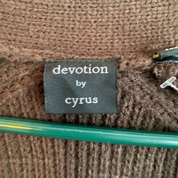 Cardigan Sweater NWOT - Picture 3 of 3